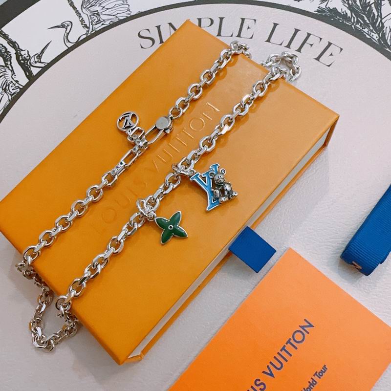 LV Necklace 05yxh110